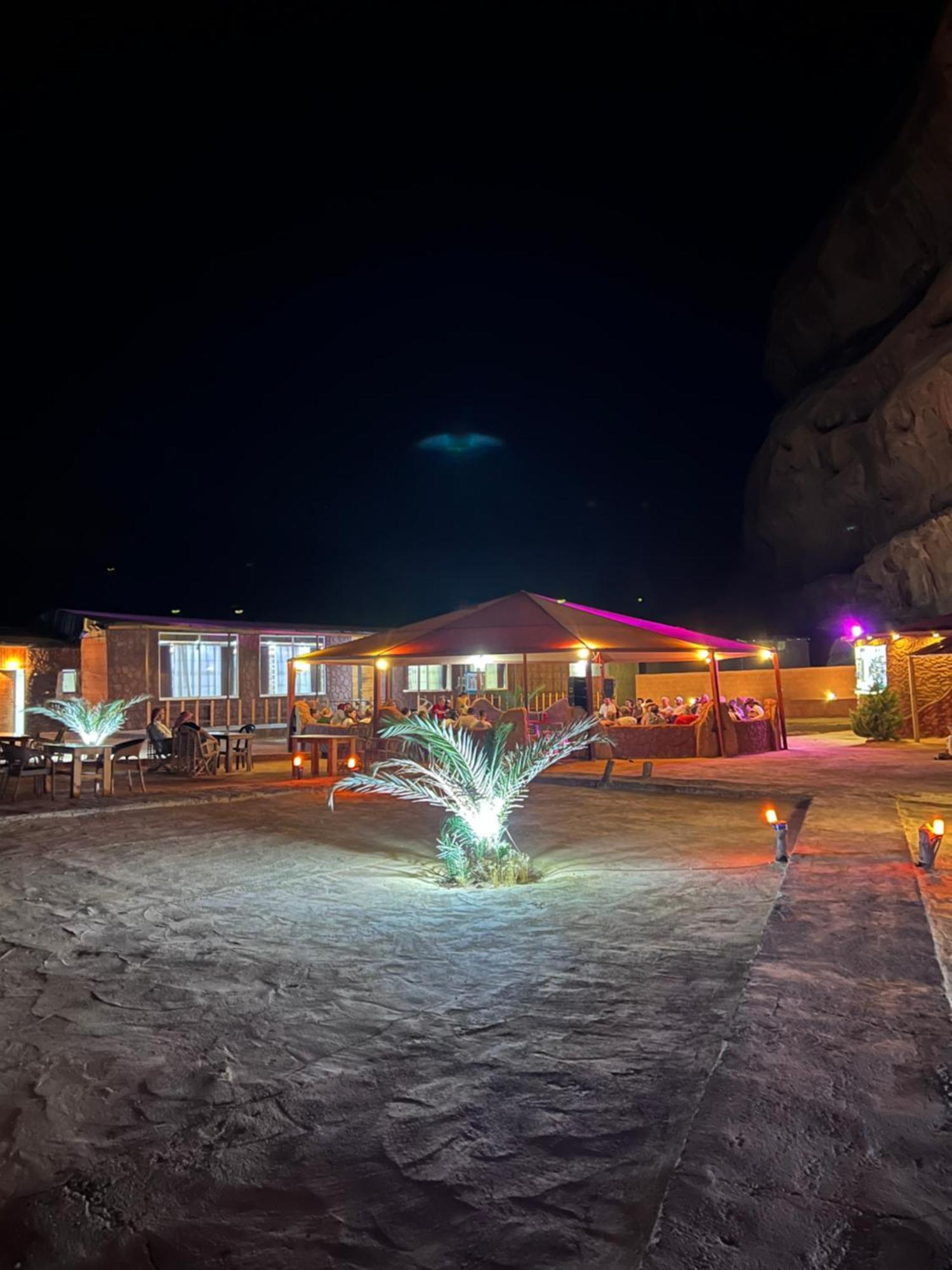 Orbit Camp Ξενοδοχείο Ουάντι Ραμ Εξωτερικό φωτογραφία